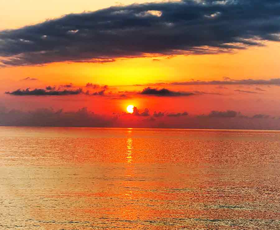 Black Sea Sunset Sky Black Sea Sunset Sky, photo by Wieslaw Sadurski